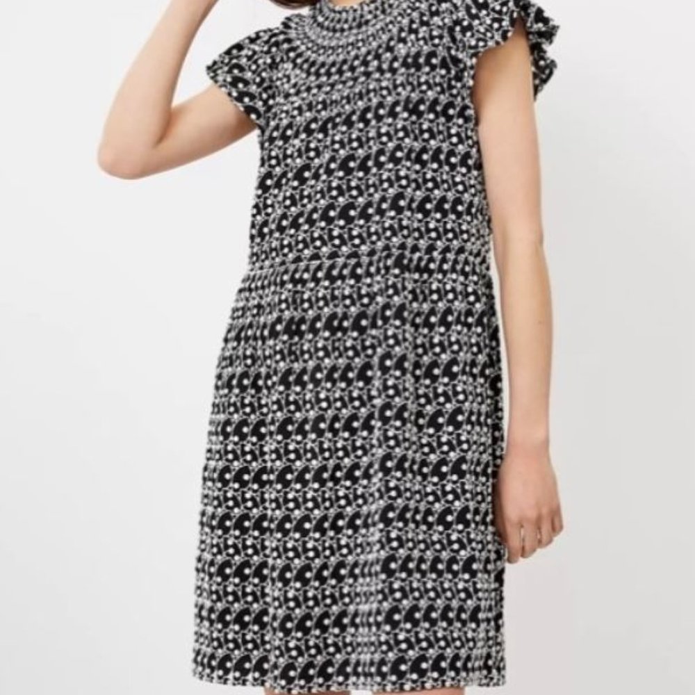 NWT   EYELET SMOCKED YOKE SWING DRESS (XS and XSP)